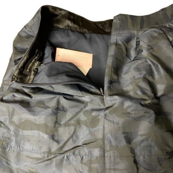 Banana Republic Camo Jacquard Pleated Skirt Black Petite 4P A Line High Waist - Picture 5 of 7